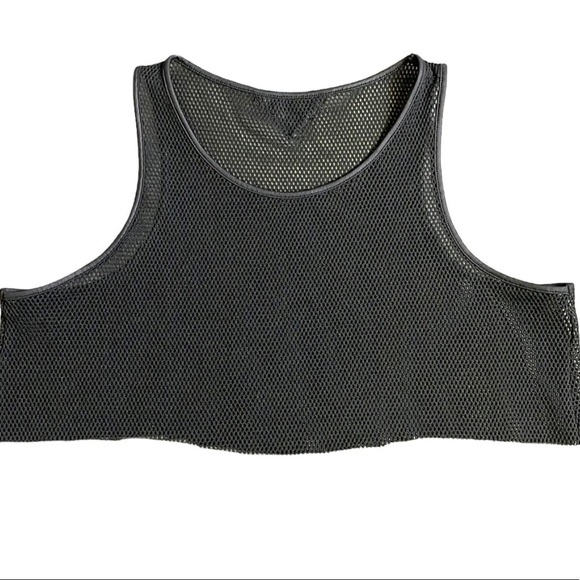 Alo yoga workout fishnet crop top - Picture 2 of 5